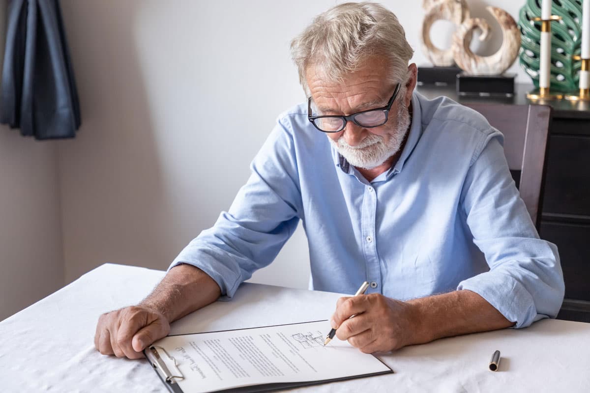abogados especialistas en contratos en Arteixo